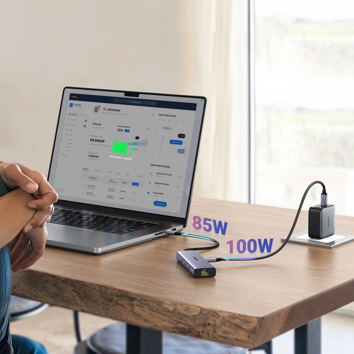 Ugreen 6-v-1 USB-C Hub (100 W PD vhod, 4K@30Hz HDMI)