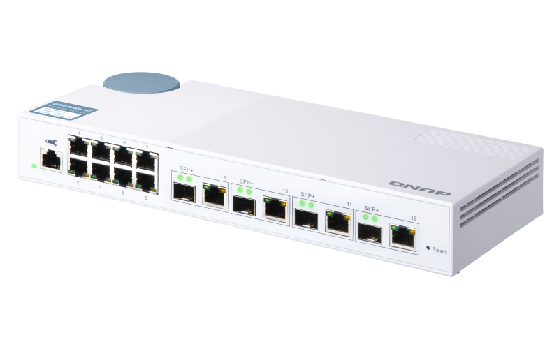 QNAP 12 port stikalo 4x 10Gb, 8x 1Gb