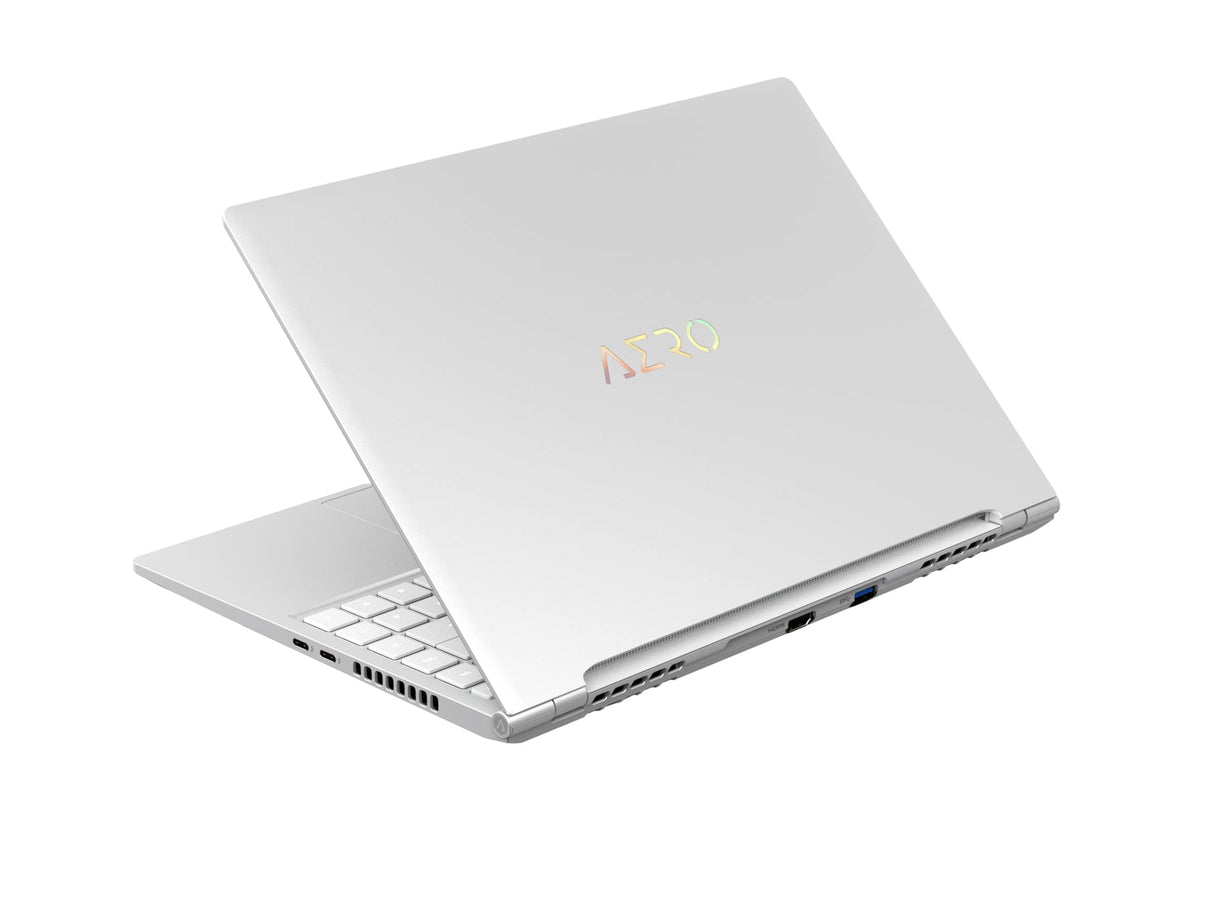 Prenosnik Gigabyte AERO 14 OLED BMF i7-13620H, 16GB, 512GB, Windows 11 Home, RTX 4050 90Hz