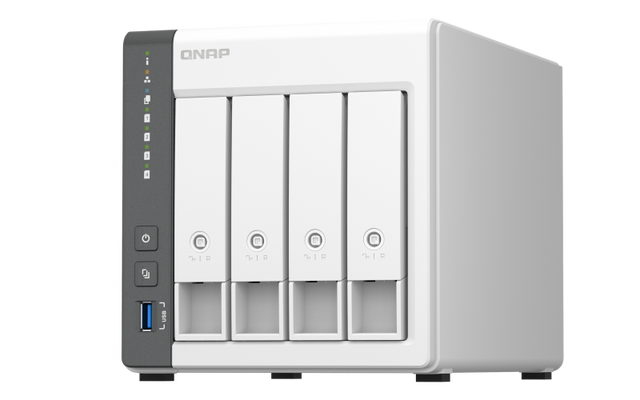 QNAP NAS strežnik za 4 diske, 4GB ram, 2,5Gb mreža