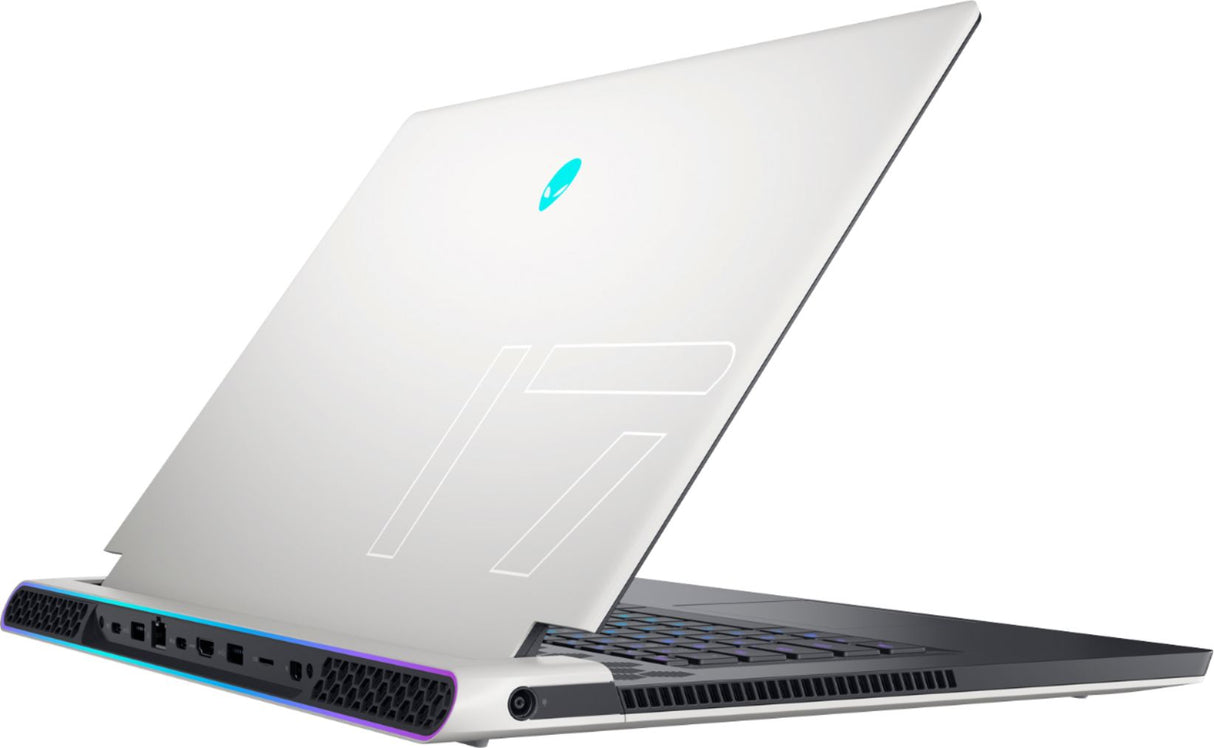 Alienware X17 R1 prenosnik i7-11800H, 32GB, 1TB, RTX 3070, 17.3" FHD 165Hz LIGHT