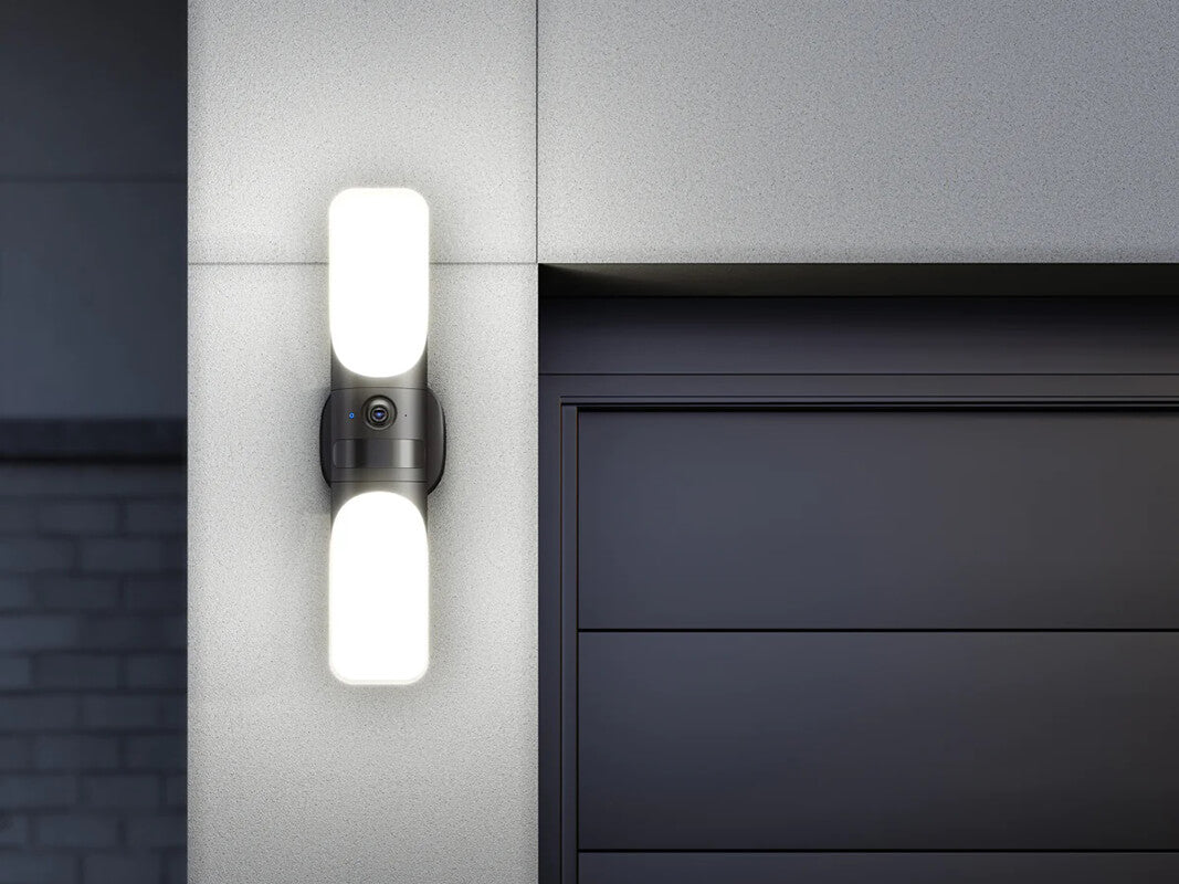 Anker Eufy security S100 stenska žična zunanja kamera z vgrajeno lučjo