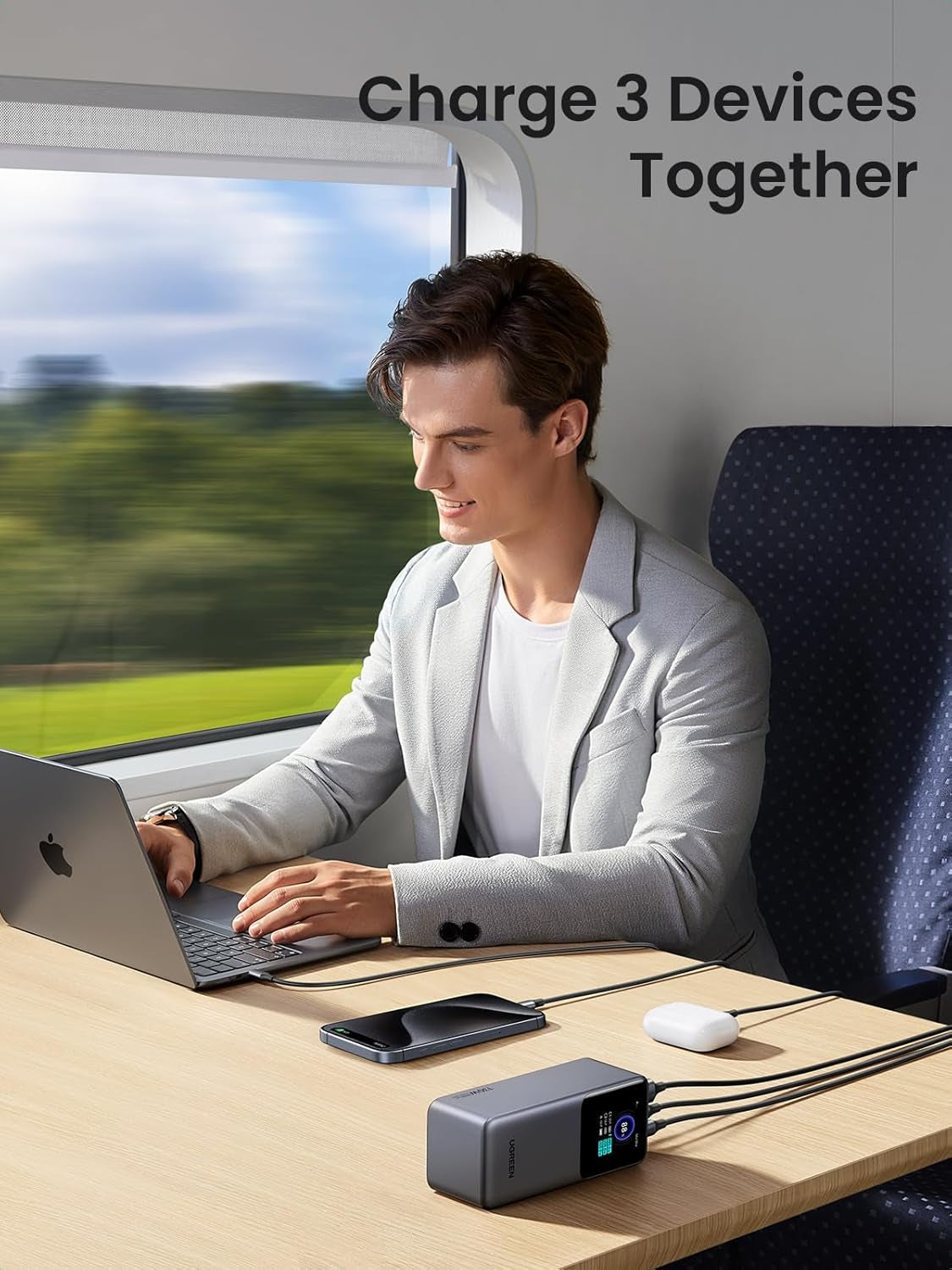 Ugreen prenosna polnilna baterija 20.000mAh, 130W s pametnim digitalnim zaslonom