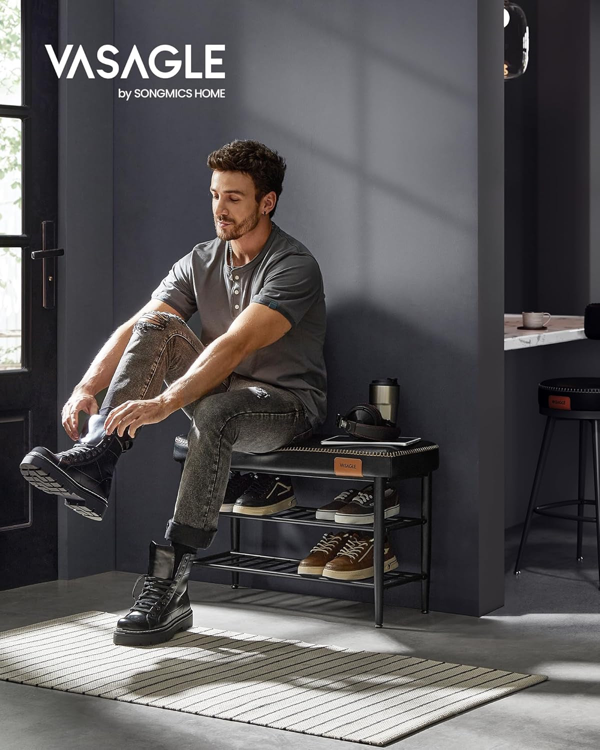 VASAGLE EKHO klop za čevlje, umetno usnje, 135 kg nosilnosti, črna, 30 x 80 x 50 cm, retro 60