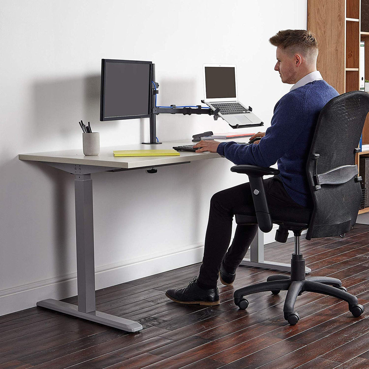 VonHaus dvojni namizni nosilec za monitor in prenosnik