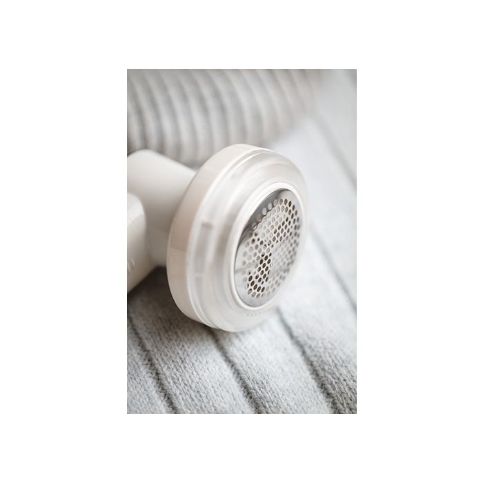 Adler odstranjevalec vlaken iz oblačil