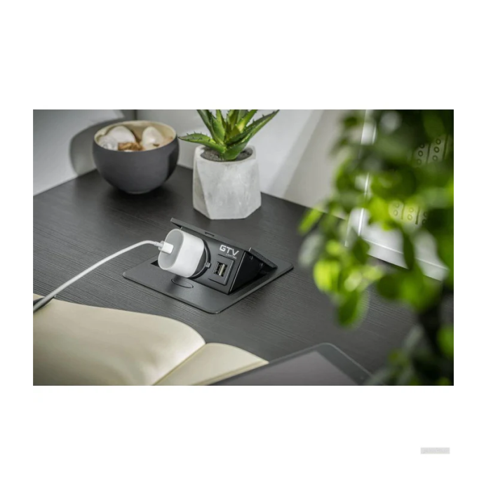 GTV vgradna vtičnica AVARO 1x230V + 2xUSB-A