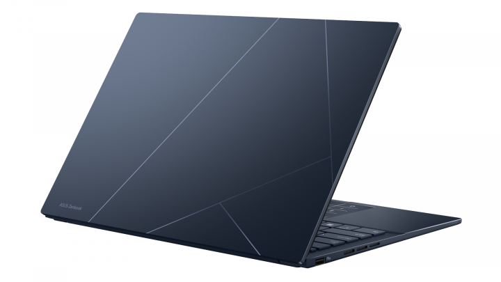 Prenosnik ASUS ZenBook 14 UX3405CA, Ultra 9-285H, 32GB RAM, 1TB SSD, OLED 120Hz, Windows 11 Home