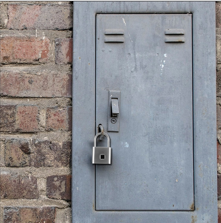 Be Cool ključavnica na prstni odtis