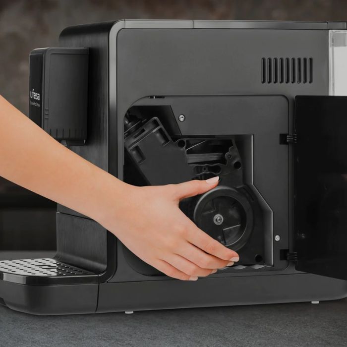 Ufesa avtomatski aparat za kavo CE SENSAZIONE CMAB200.101 GC