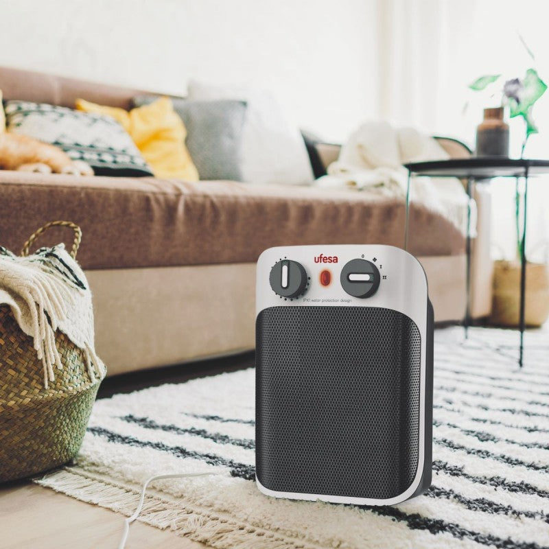 Ufesa vertikalni keramični grelec CC1800IP