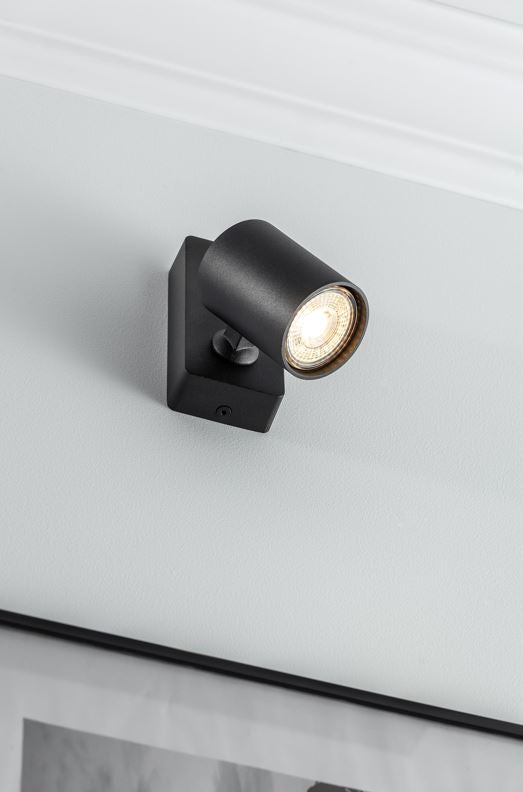 GTV reflektorska svetilka SANTO 1x GU10 220V, črna