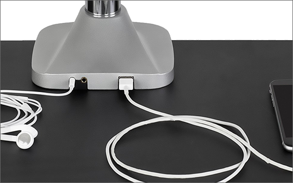 IcyBox trojni namizni nosilec za monitorja do diagonale 32''