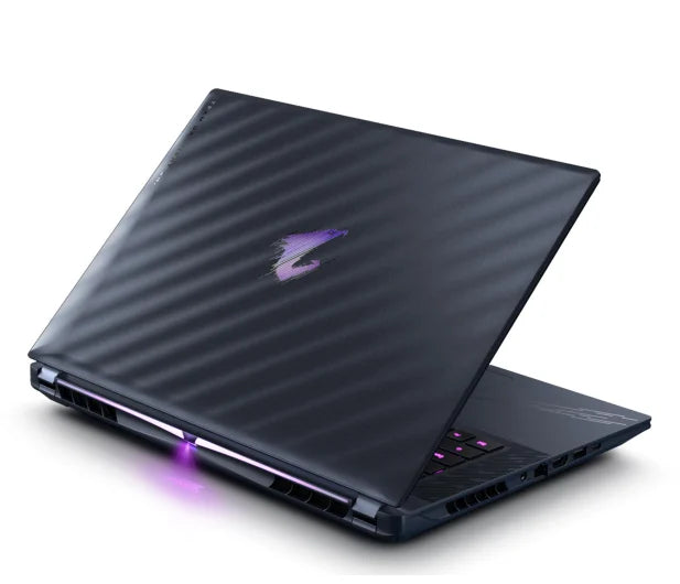 Prenosnik Gigabyte GAMING A16, PRO Core 7 240H, 32GB RAM, 1TB SSD, RTX 5080, 240Hz, WQXGA, Windows 11 Pro