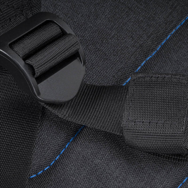 RivaCase nahrbtnik za prenosnik 15.6" 7560 črn