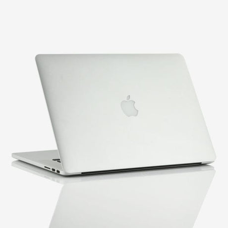 Obnovljen Prenosnik MacBook Pro Retina 15, i7, 16GB, 512GB, Razred C, Silver