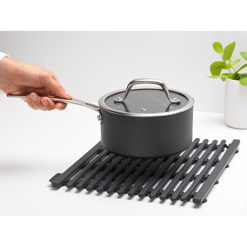 Brabantia silikonska podloga za umivalnik, temno siva