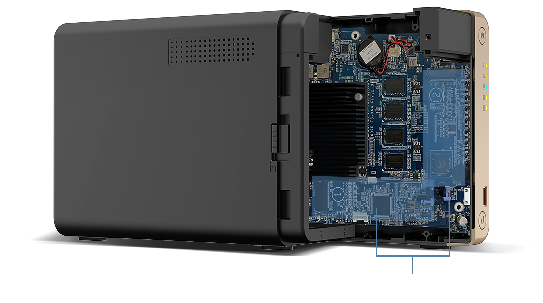 QNAP NAS strežnik za 2 diskA, 8GB ram, 2,5GbE mreža