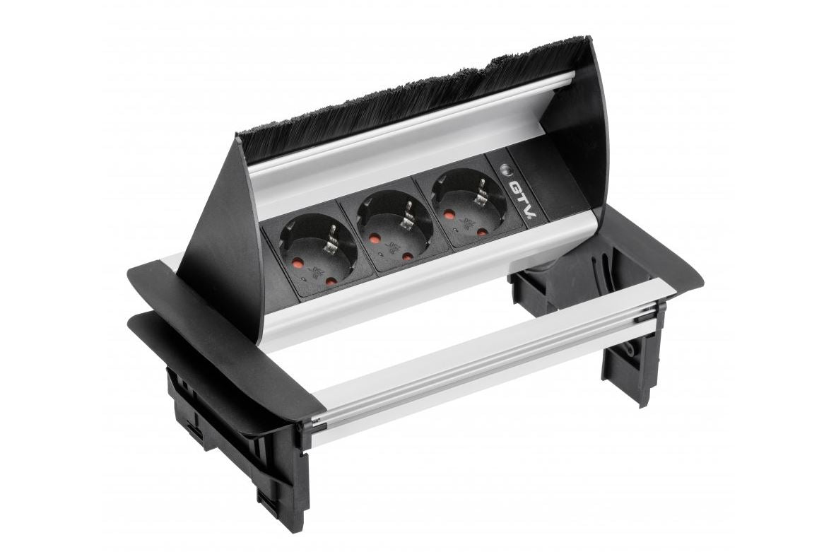 GTV vgradna vtičnica za pisarne 3x220V