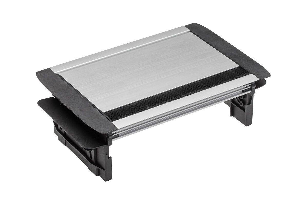 GTV vgradna vtičnica za pisarne 3x220V