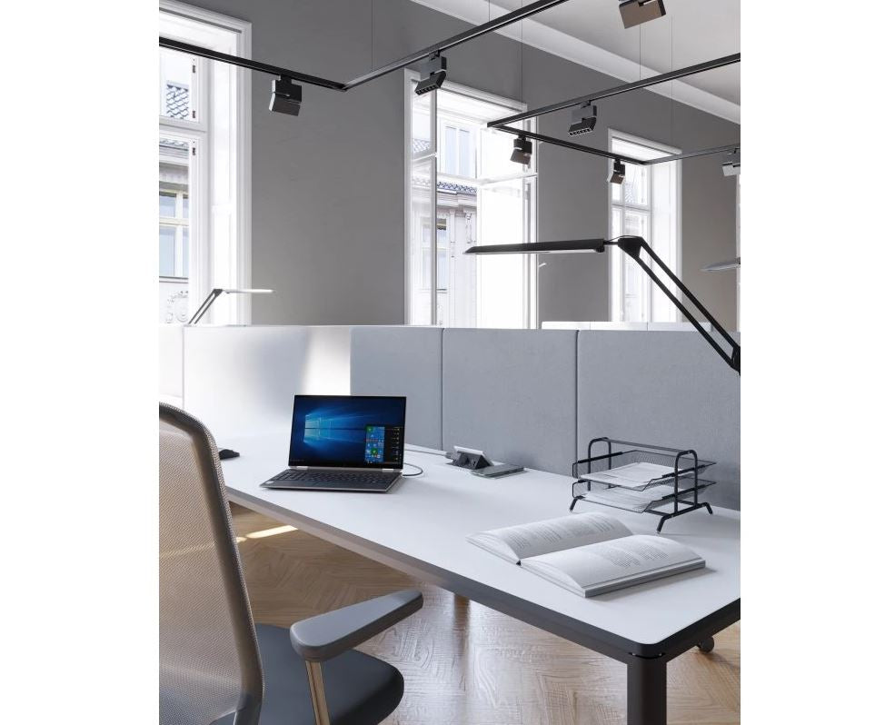 GTV Vgradna vtičnica AVARO PLUS, srebrna