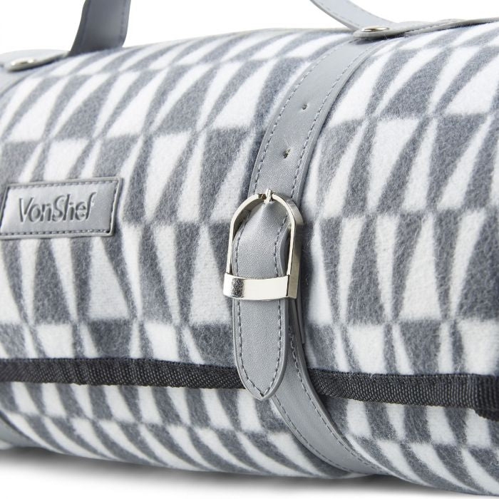 VonShef odeja za piknik 147 x 180cm, geo vzorec