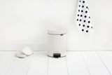 Brabantia koš za smeti 5L bel