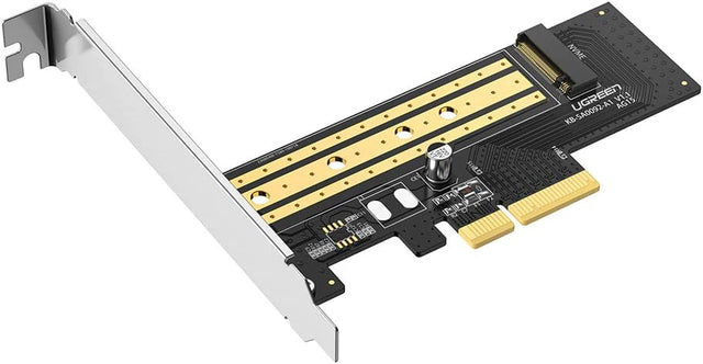 Ugreen M.2 PCIe NVME na PCIe 3.0 x4 x8 x16 adapter - box