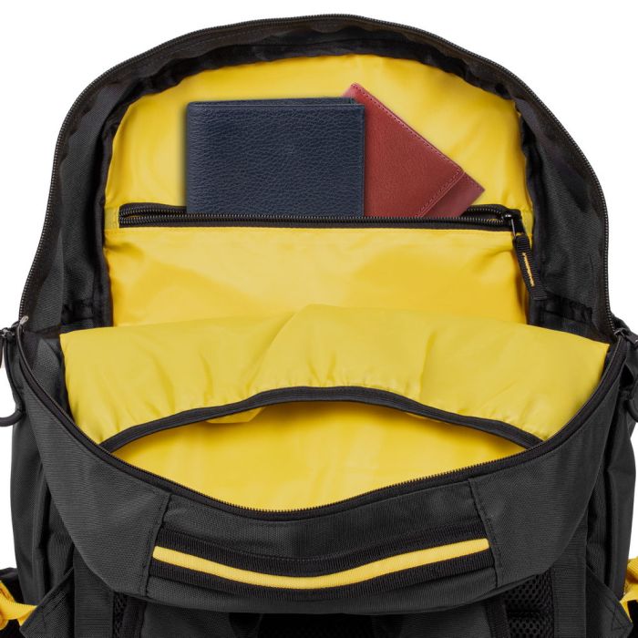 RivaCase 30L nahrbtnik za prenosnik 15.6 5461 black