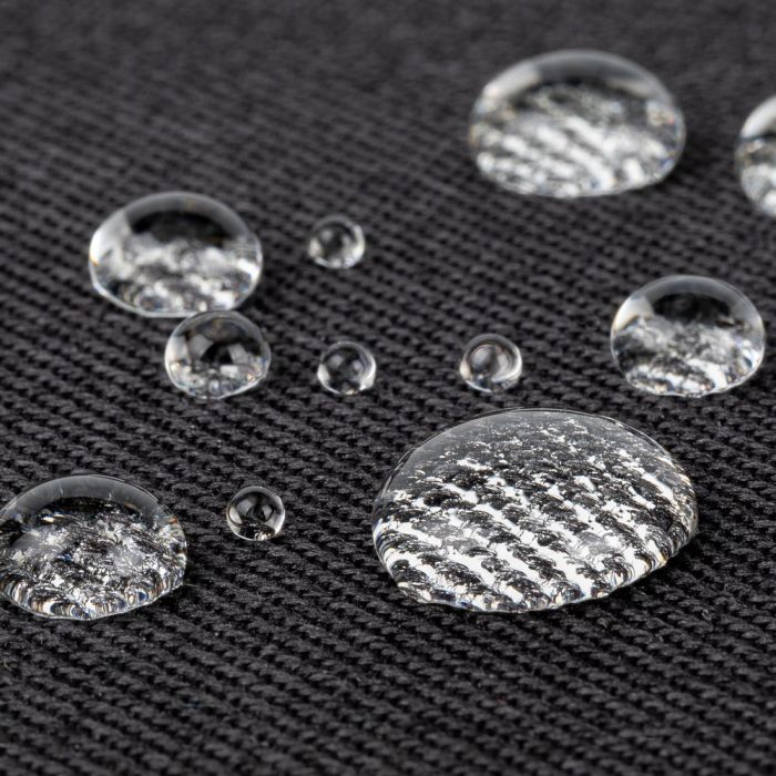 RivaCase ECO nahrbtnik za prenosnike do 17.3