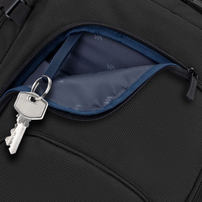 RivaCase ECO nahrbtnik za prenosnik 17.3 8461 črn