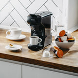 Camry espresso aparat z več različnimi kapsulami CR4414