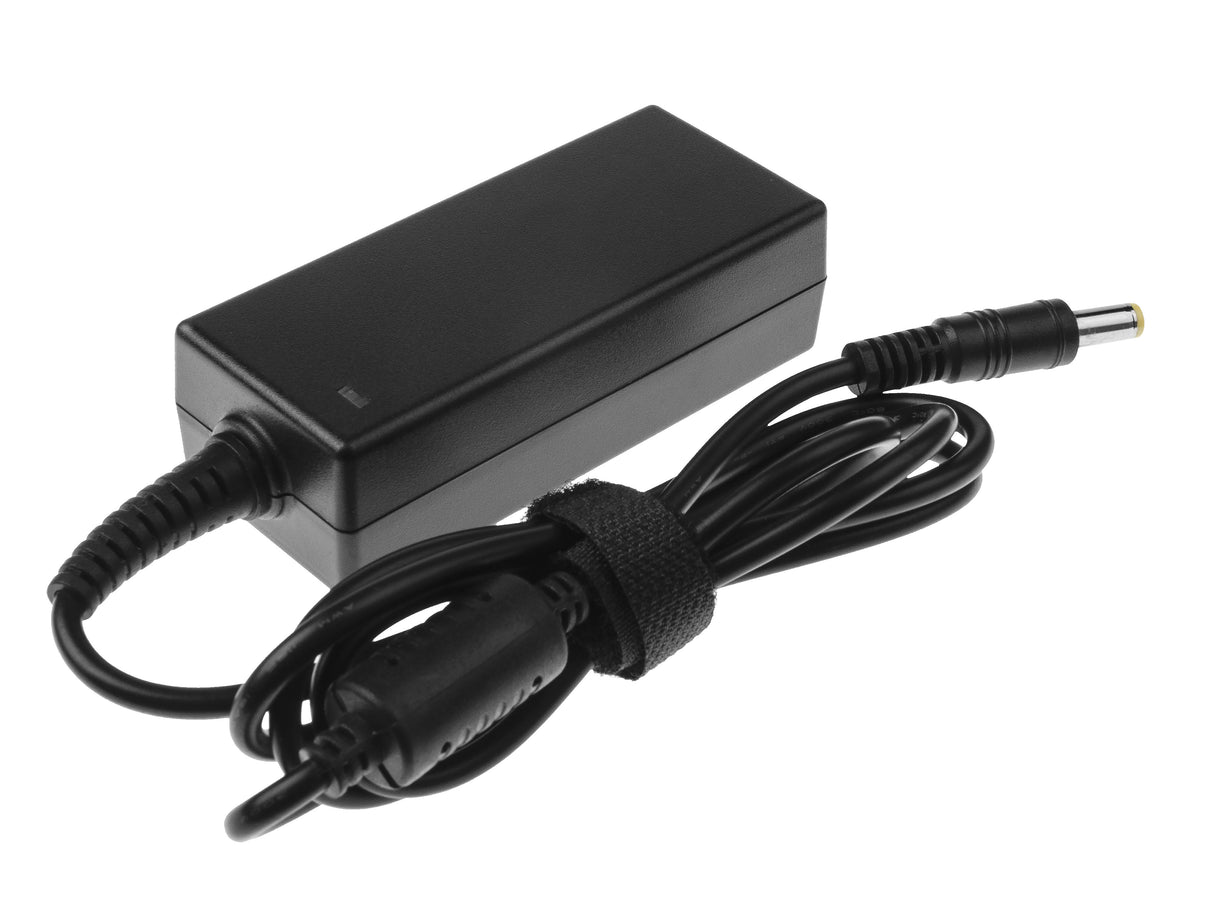 Green Cell PRO polnilec / AC Adapter 19V 2.37A 45W za Acer Aspire E5-511 E5-521 E5-573 E5-573G ES1-131 ES1-512 ES1-531 V5-171