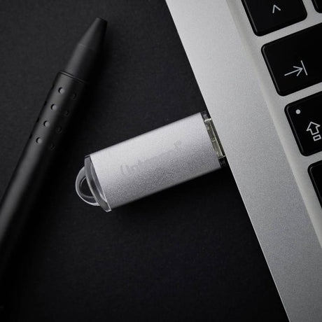 Intenso 256GB Jet Line USB 3.2 70MB/s spominski ključek - siv