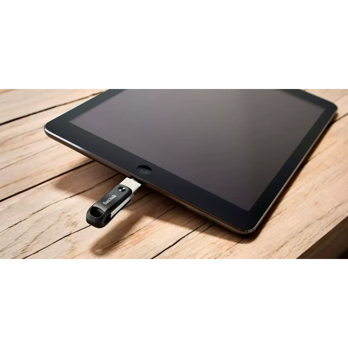 SanDisk 64GB iXpand USB-A/Lightning 3.0 USB ključ