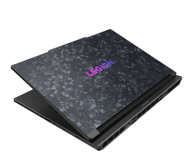Prenosnik Lenovo Legion 9 Ultra 9-275HX, 64GB RAM, 2TB SSD, Windows 11 Pro, RTX 5090