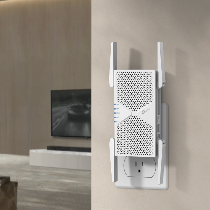 TP-LINK RE405BE BE6500 dvopasovni Wi-Fi 7 extender ojačevalnik signala