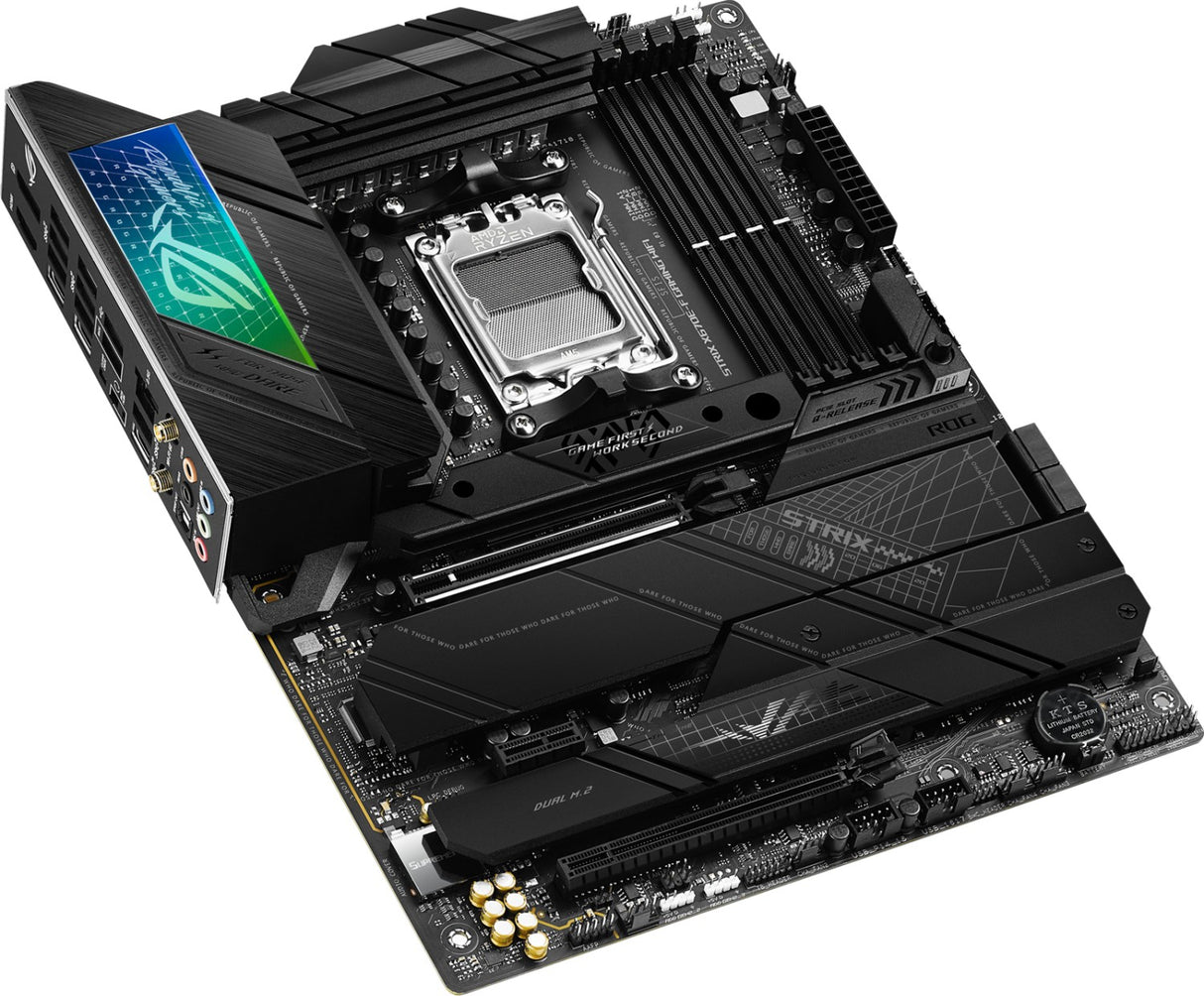 ASUS ROG STRIX X670E-F GAMING WIFI, DDR5, SATA3, USB3.2Gen2x2, DP, WiFi, AM5 ATX