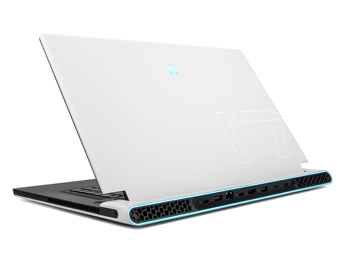 Prenosnik Alienware X17 R1 i7-11800H, 16GB, 1TB, RTX 3060, 17.3" FHD 165Hz